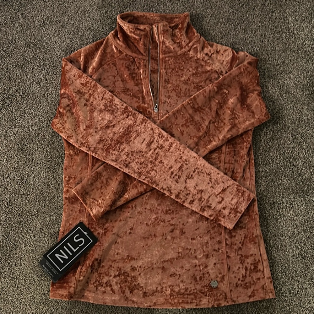 CONTENT: 85% Nylon, 15% Elastane